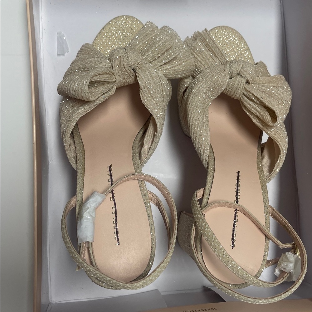 LOEFFLER RANDALL
NATALIA PLEATED PLATFORM SANDAL - CHAMPAGNE - Picture 5 of 9